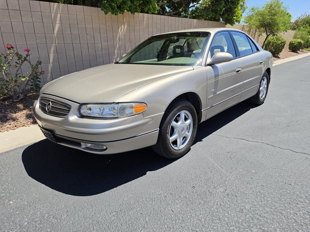 Used 2001 Buick Regal LS w/ Touring Pkg FWD image 17