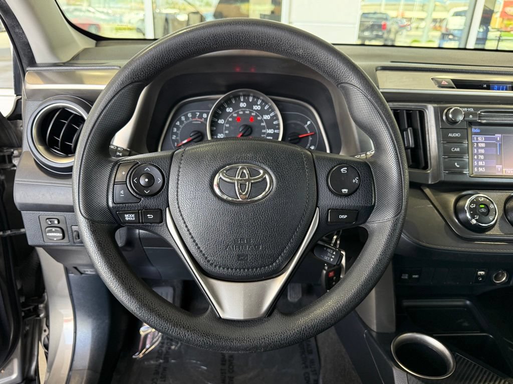 Used 2014 Toyota RAV4 LE FWD image 22
