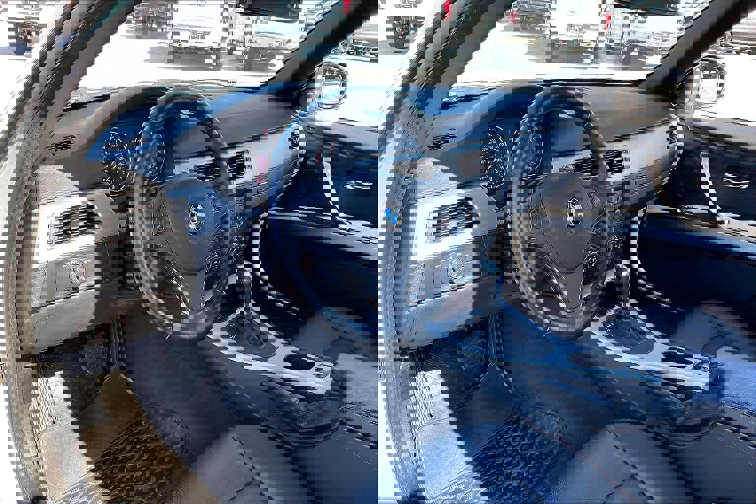 Used 2012 BMW 328i Convertible image 15