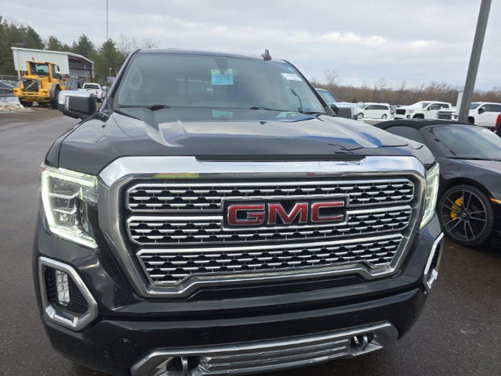 Used 2022 GMC Sierra 1500 Denali image 2