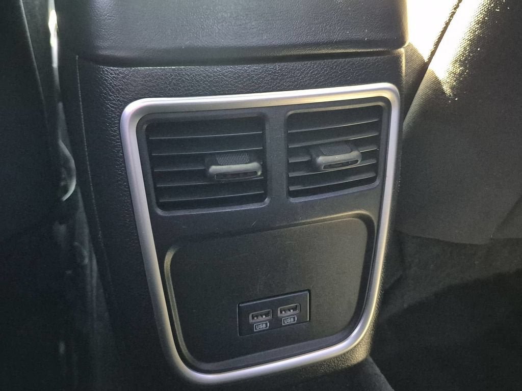 Used 2020 Dodge Charger SXT RWD image 23
