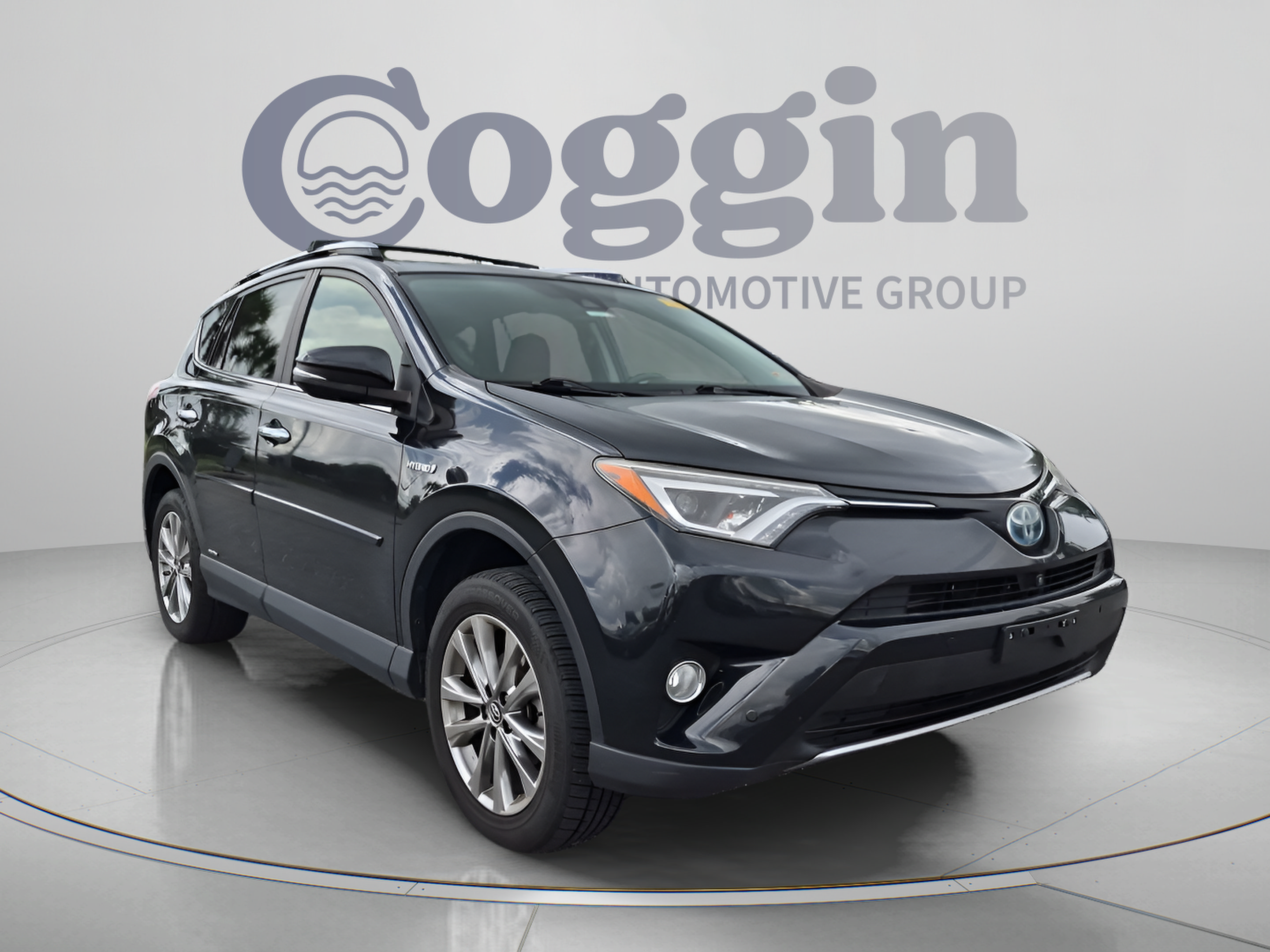 Used 2017 Toyota RAV4 Limited w/ Advanced Technology Package AWD/4WD image 7
