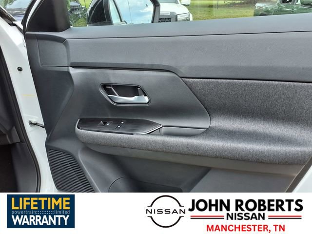 New 2026 Nissan Kicks SV image 17