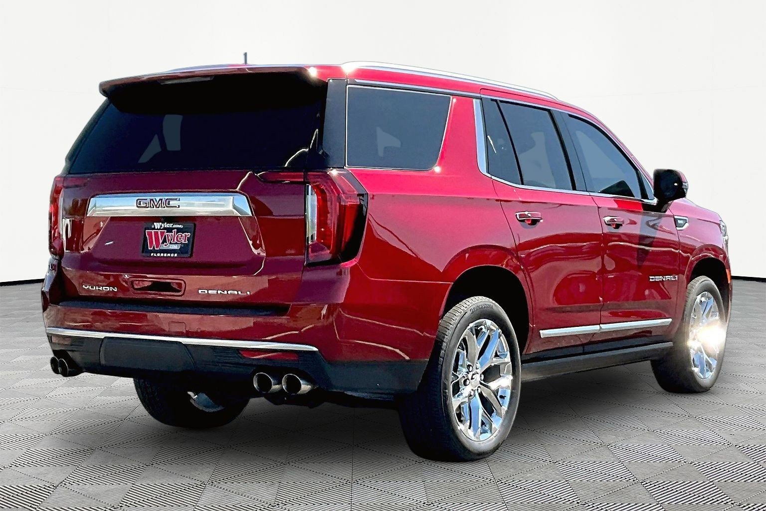 Used 2024 GMC Yukon Denali AWD/4WD image 6