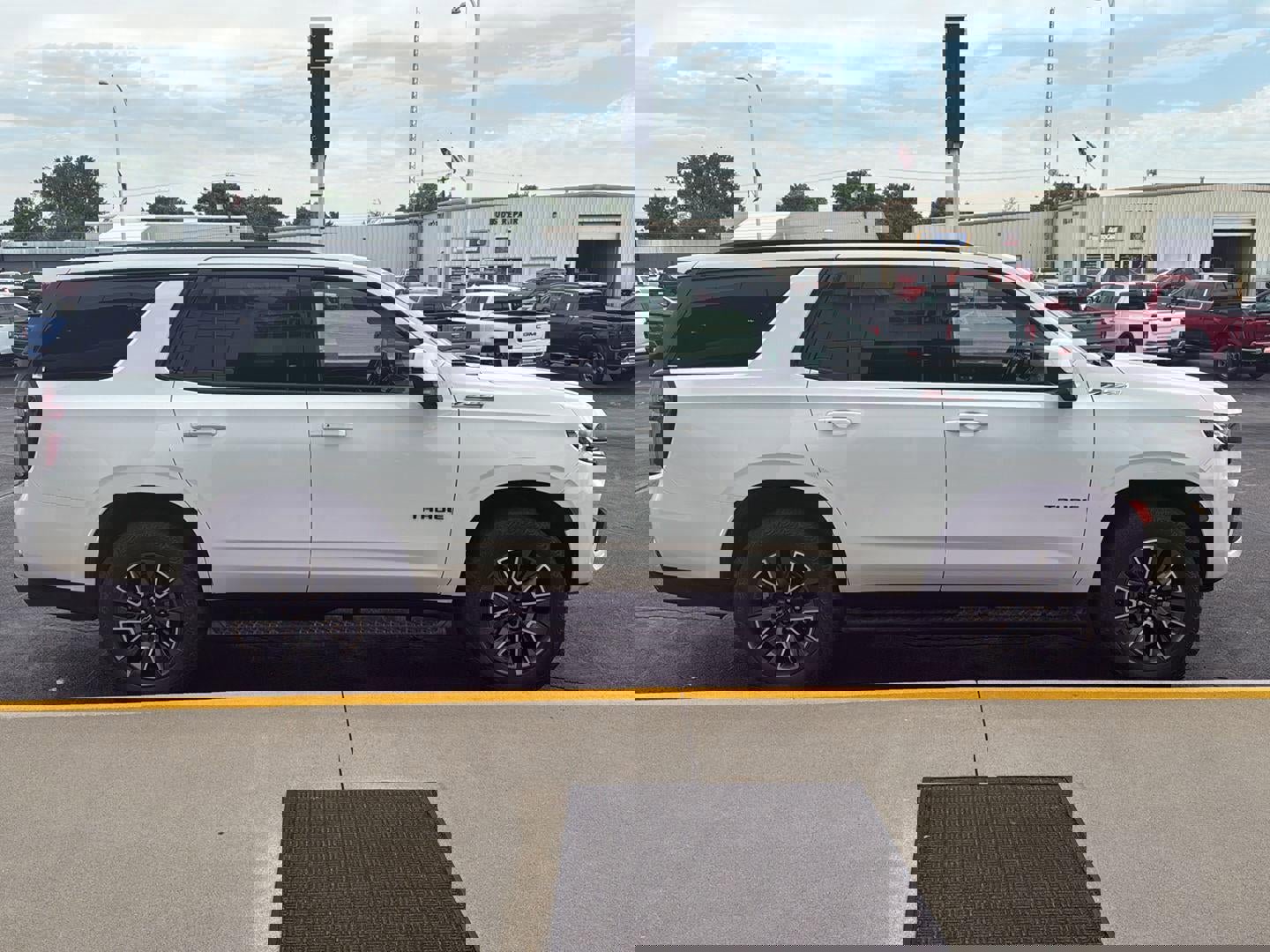 Used 2024 Chevrolet Tahoe Z71 image 8