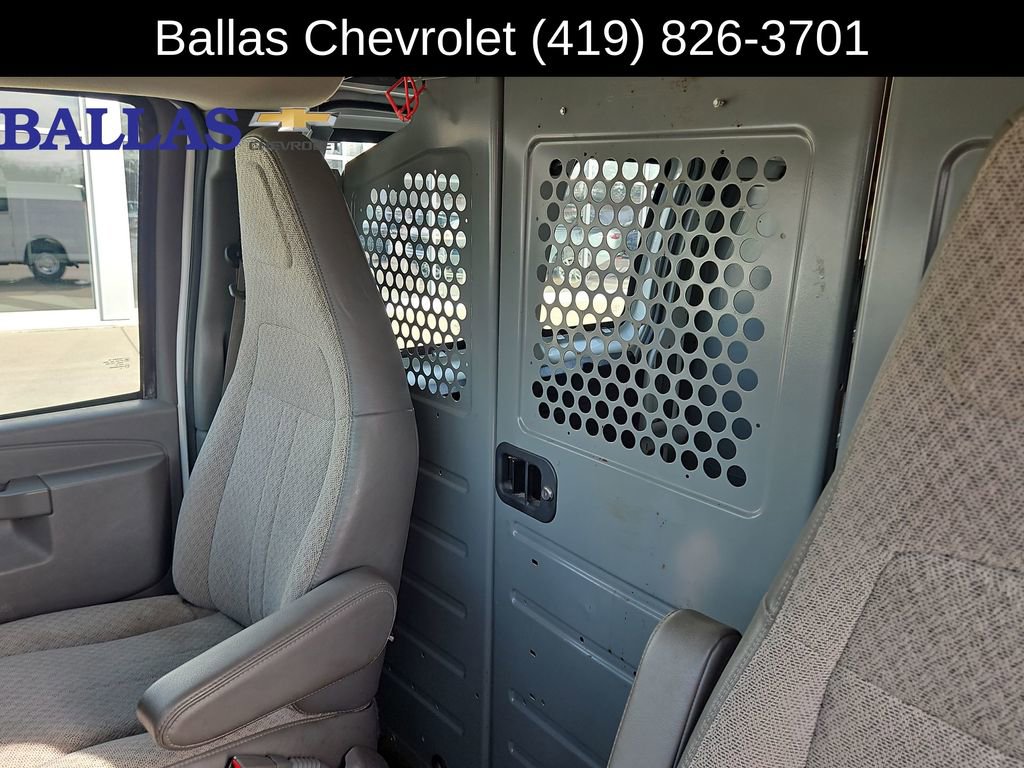 Used 2017 Chevrolet Express 2500 image 20