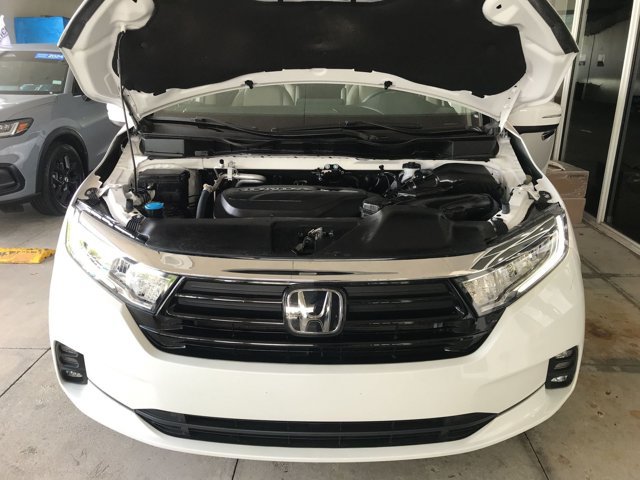 Certified 2024 Honda Odyssey EX image 18