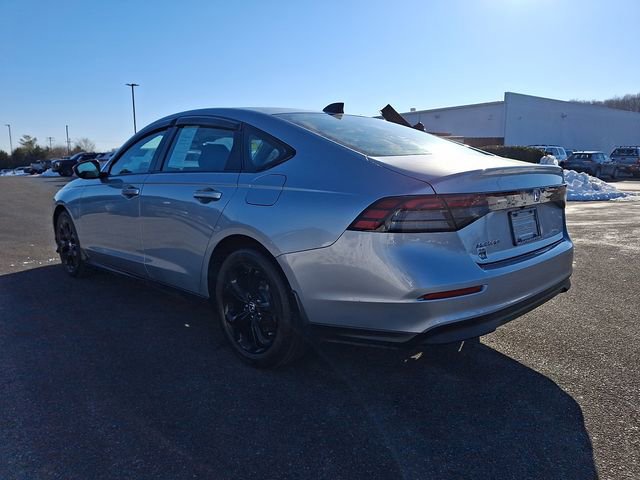 Used 2025 Honda Accord SE image 4