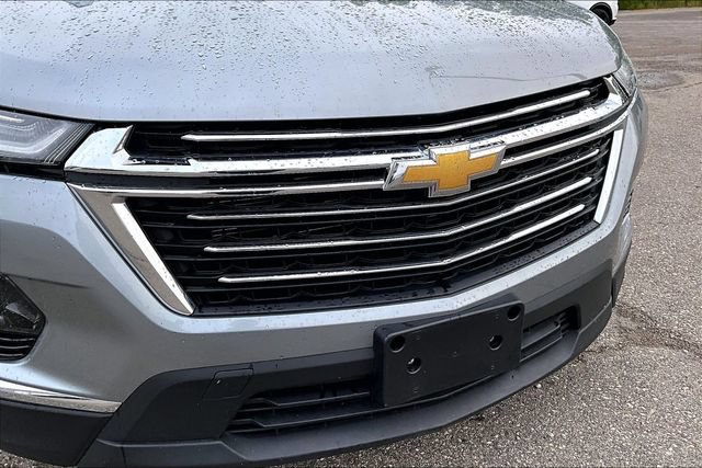 Used 2023 Chevrolet Traverse LT w/ LPO, Cargo Package AWD/4WD image 31