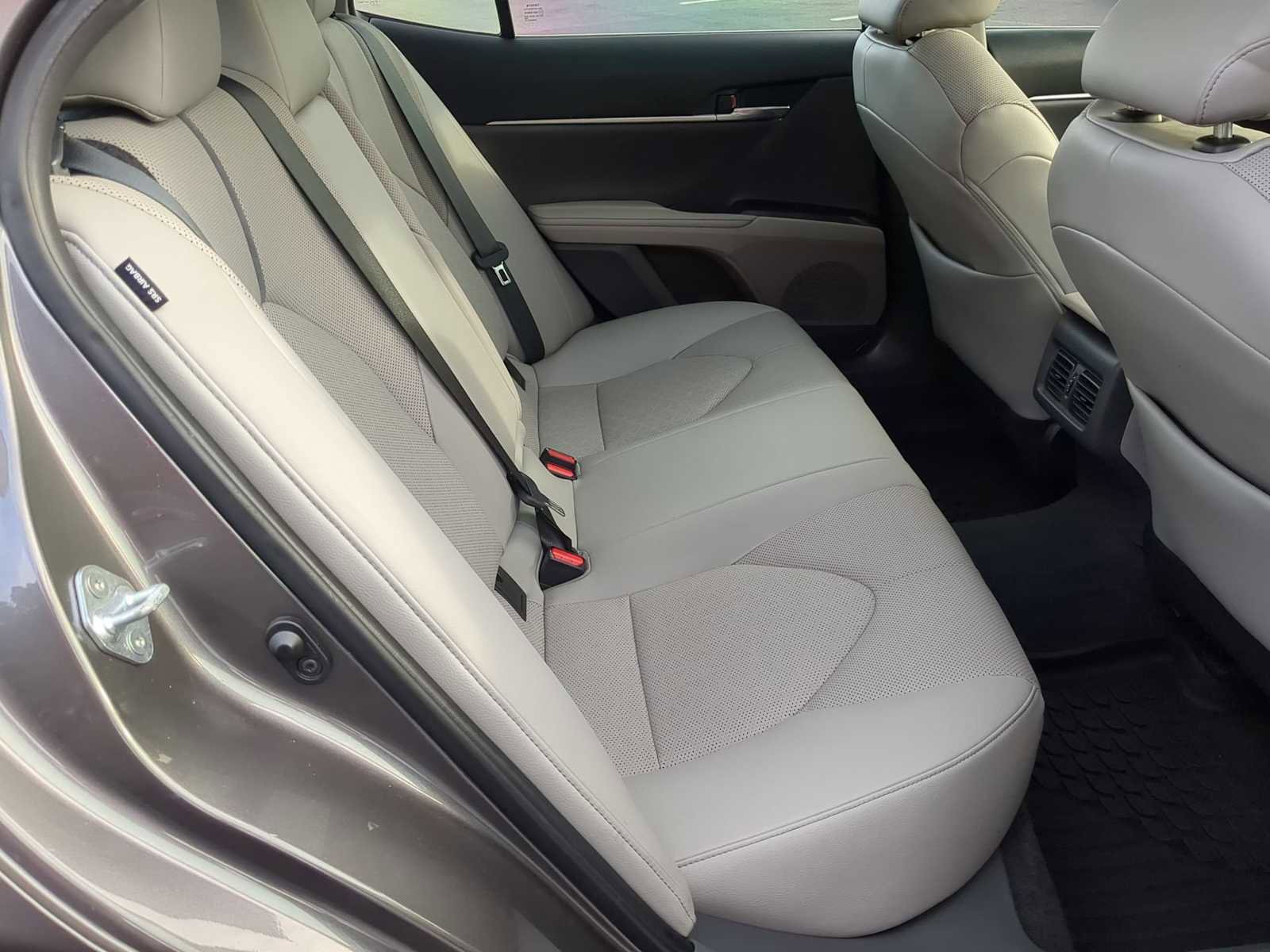 Used 2022 Toyota Camry XSE w/ Navigation Package image 27