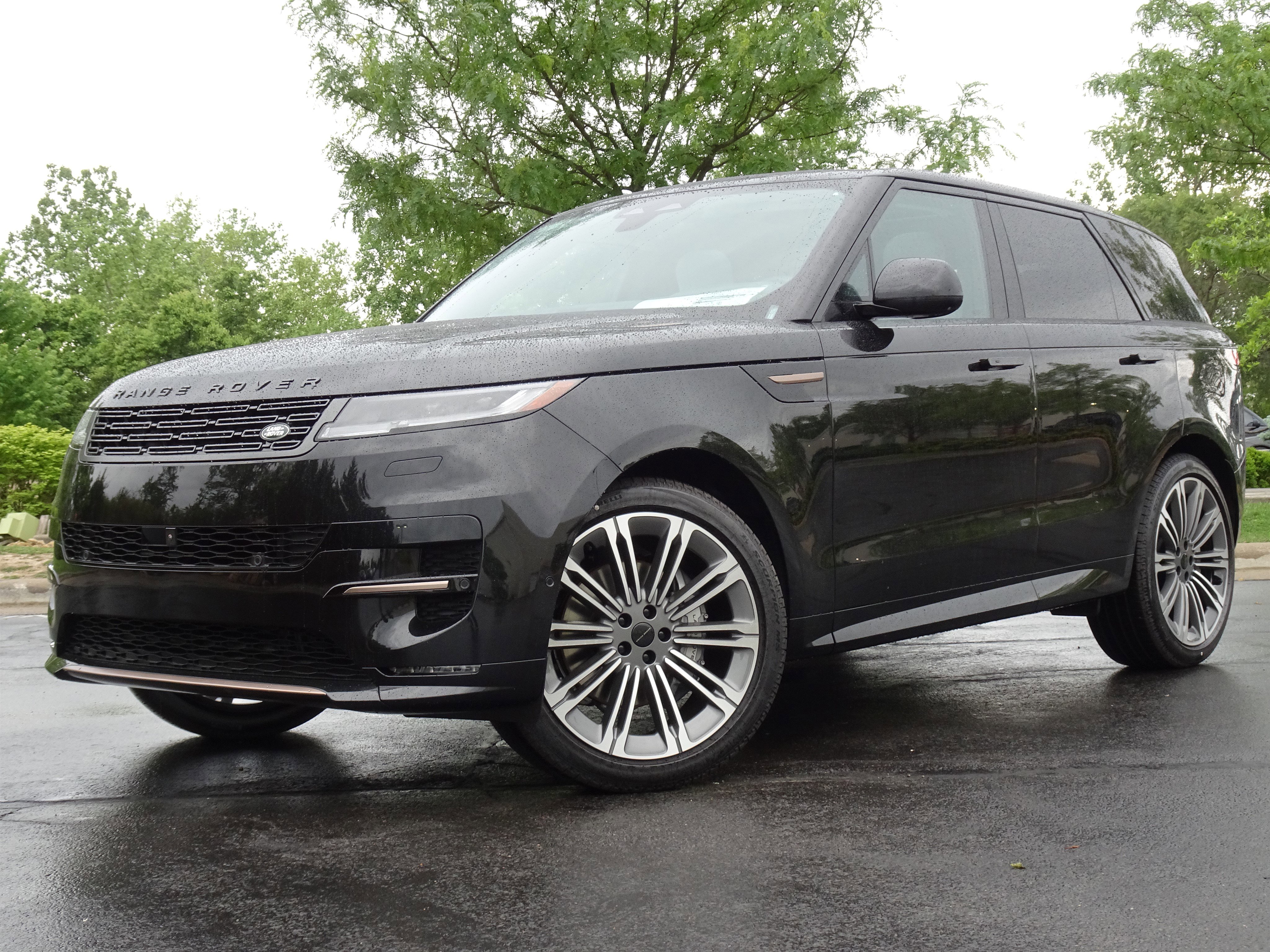 New 2026 Land Rover Range Rover Sport Dynamic SE AWD/4WD video 1