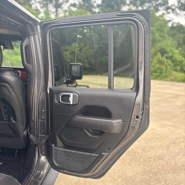Used 2021 Jeep Wrangler Unlimited Rubicon AWD/4WD image 18