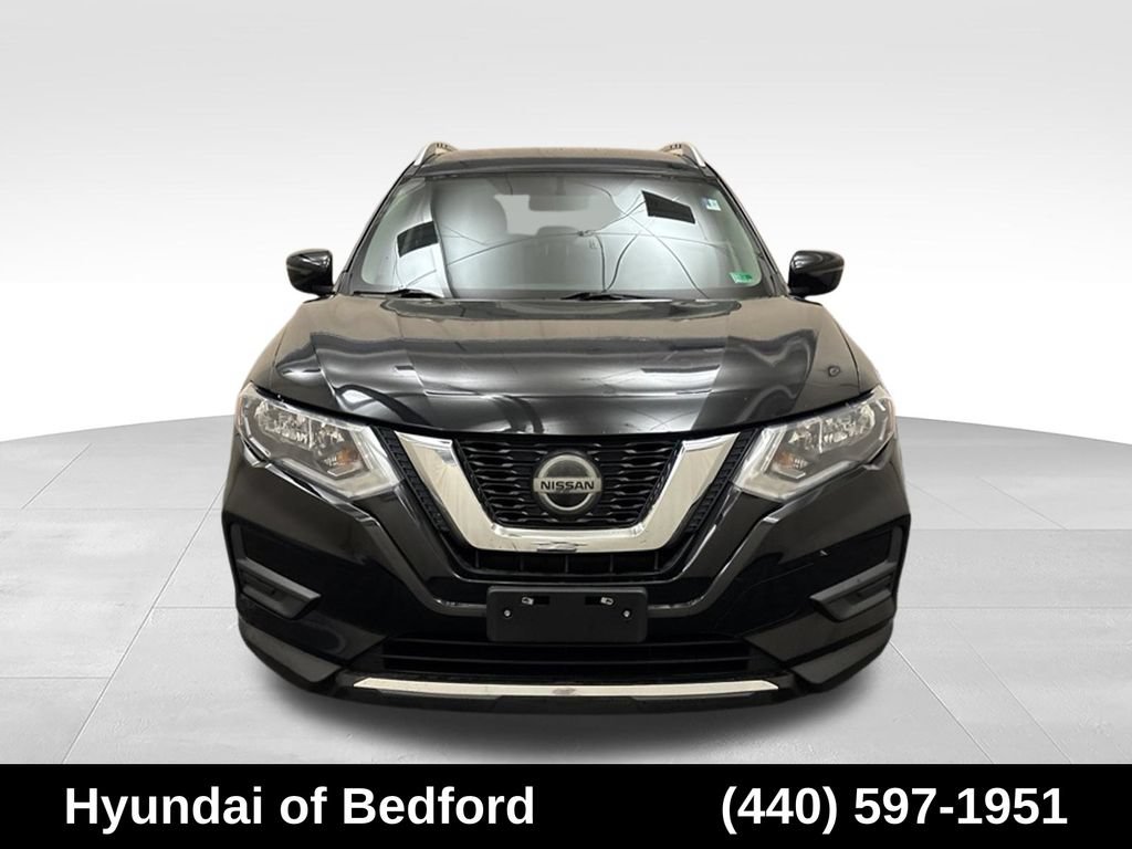 Used 2018 Nissan Rogue SV AWD/4WD image 2