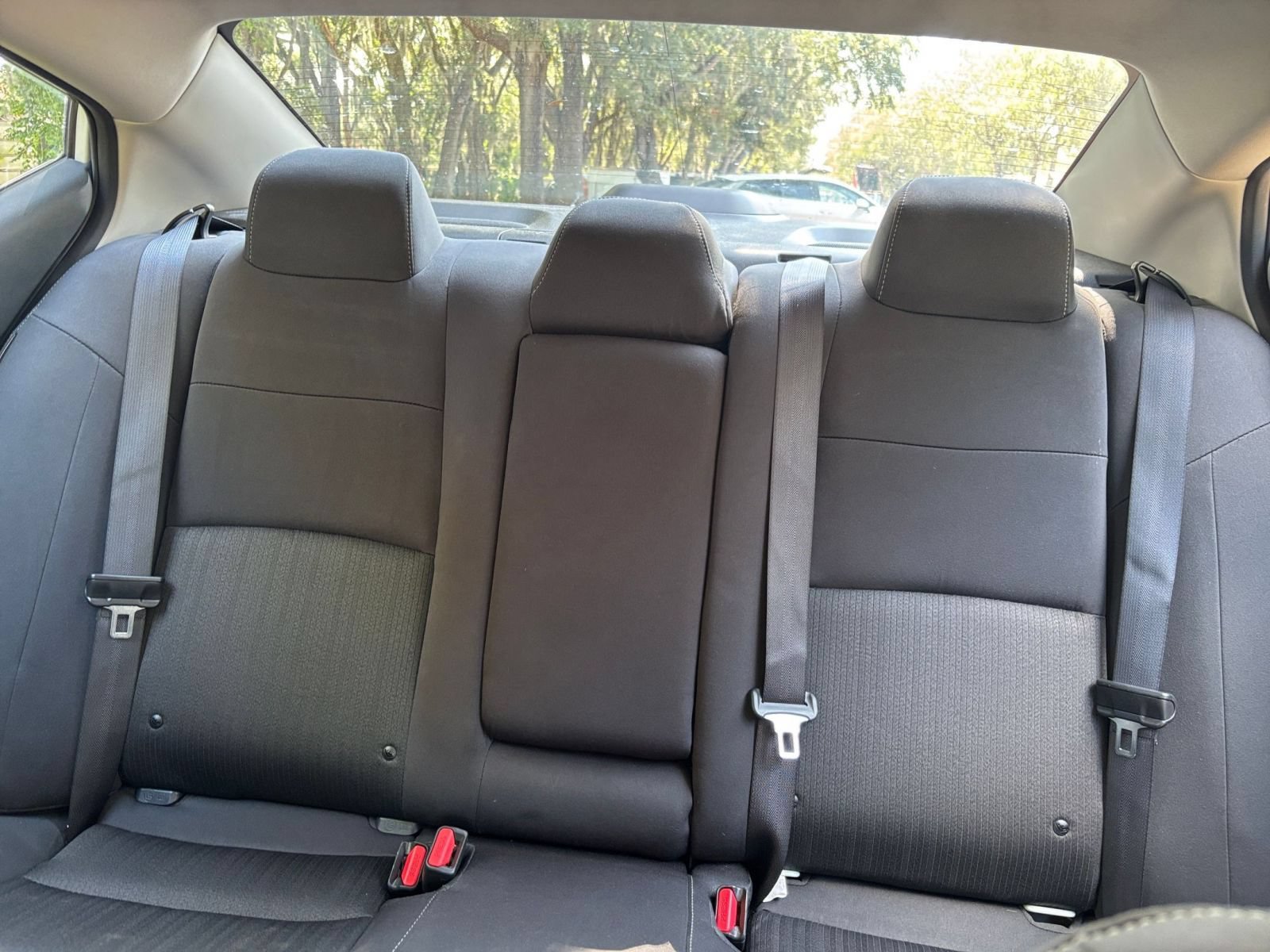 Used 2025 Nissan Altima 2.5 SV FWD image 33
