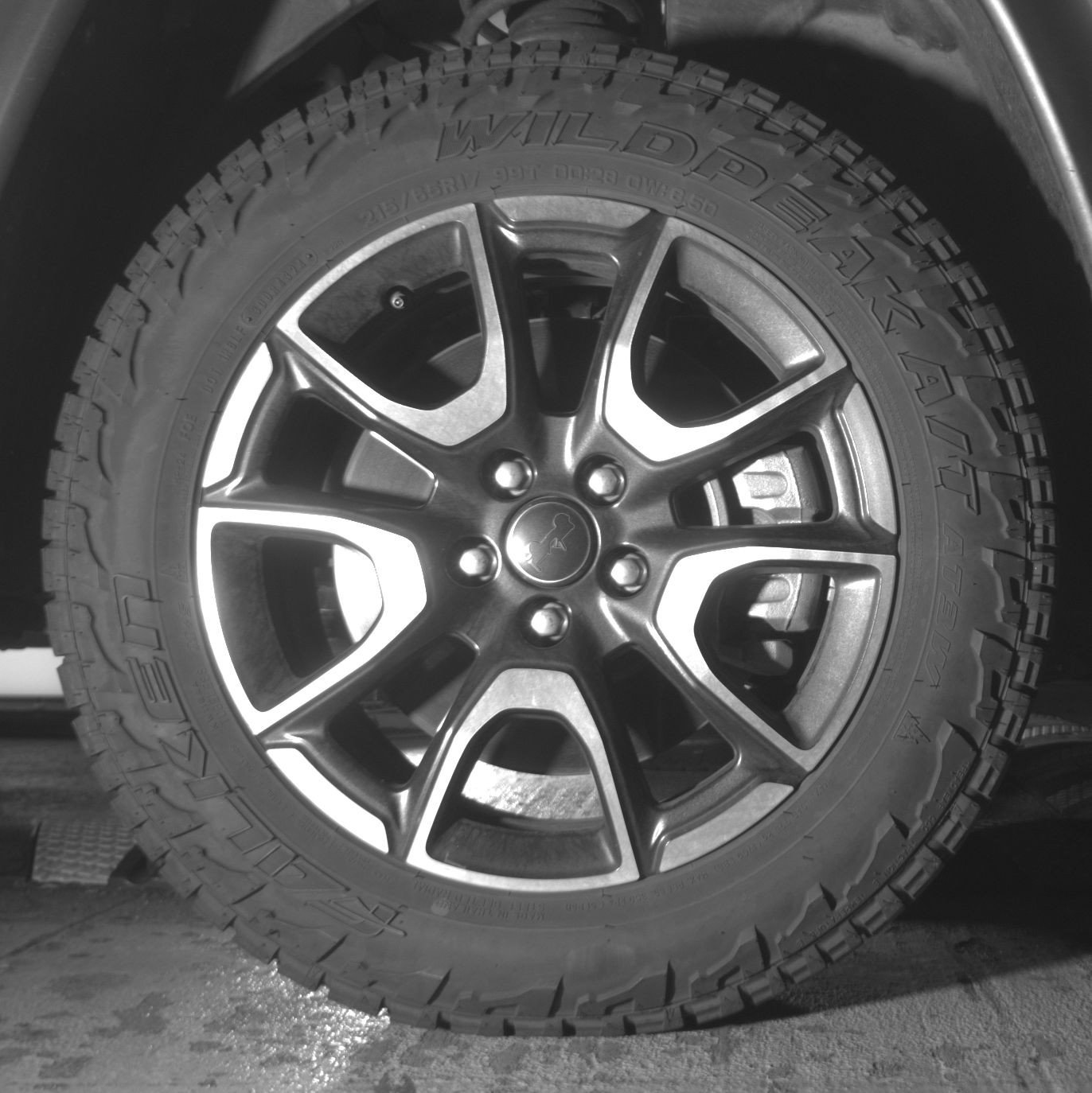 Used 2025 Jeep Compass Trailhawk image 13