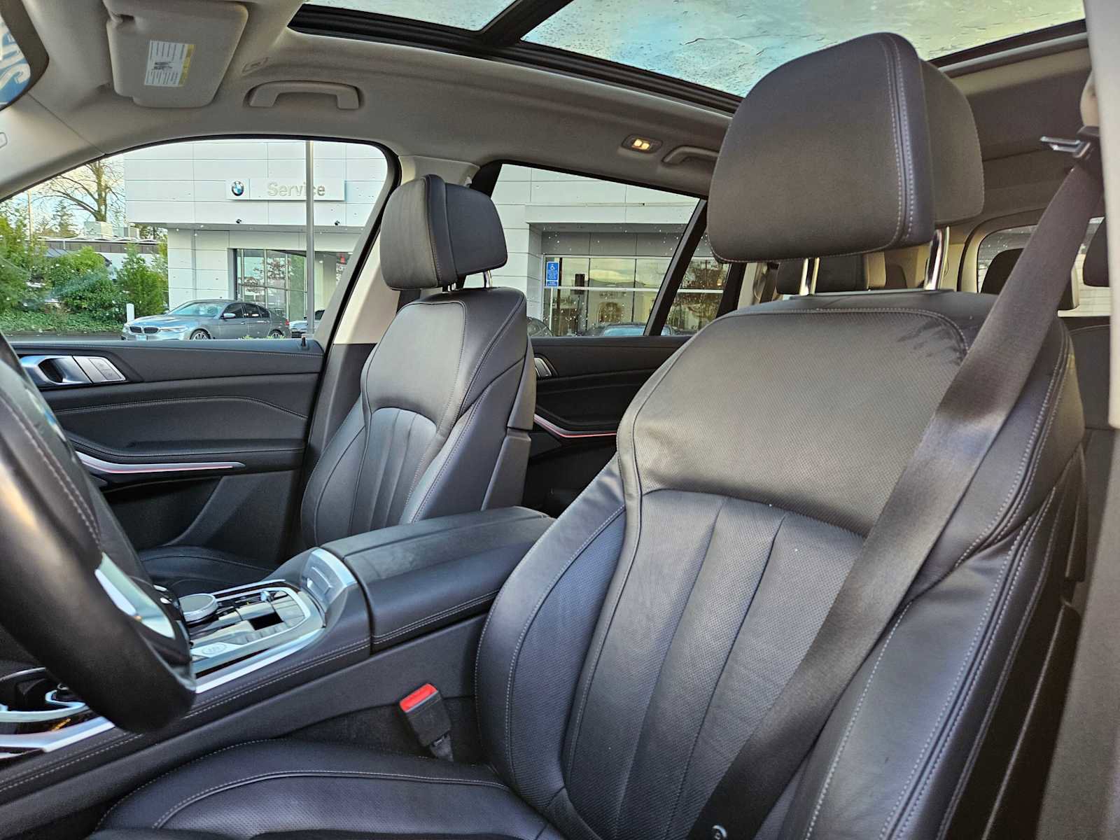 Used 2020 BMW X7 xDrive40i w/ Premium Package image 25