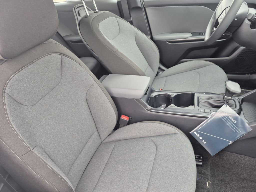 New 2026 Kia K4 LXS image 14