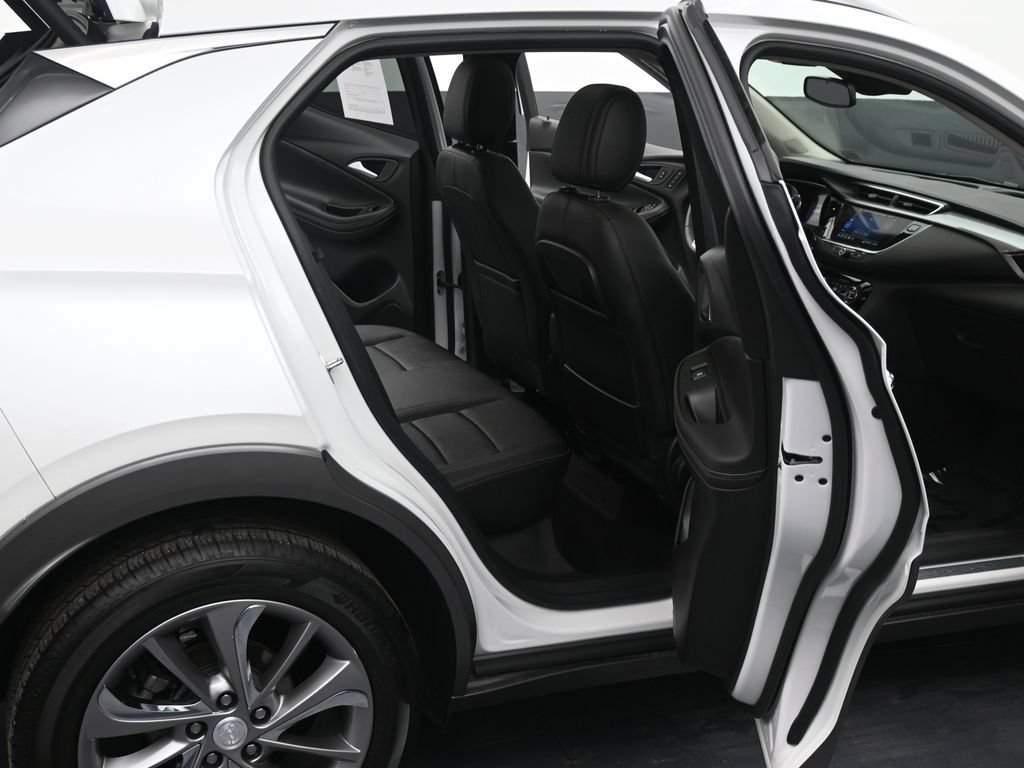 Certified 2023 Buick Encore GX Essence w/ Experience Buick Package FWD image 10
