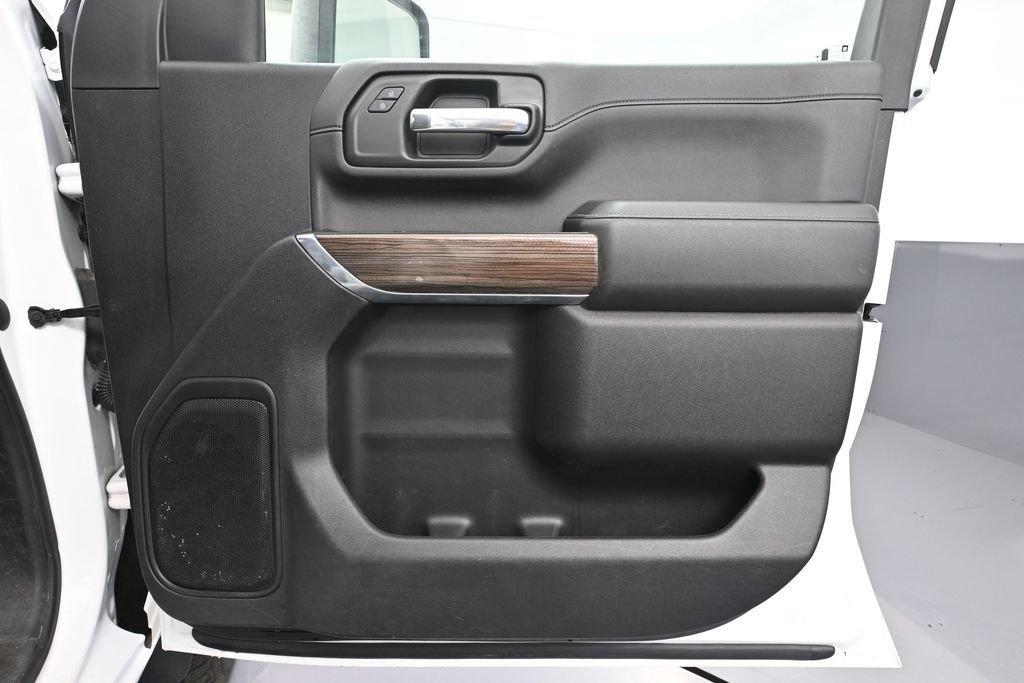 Used 2023 Chevrolet Silverado 2500 LT AWD/4WD image 46