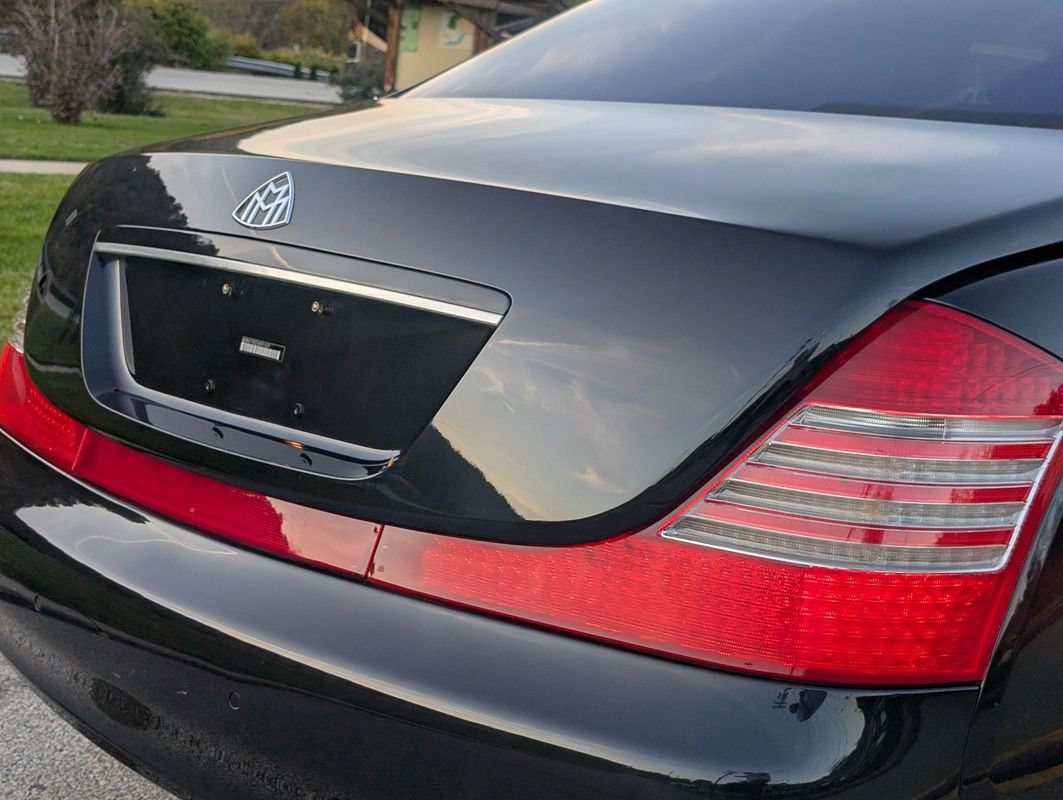 Used 2005 Maybach 57 RWD image 31