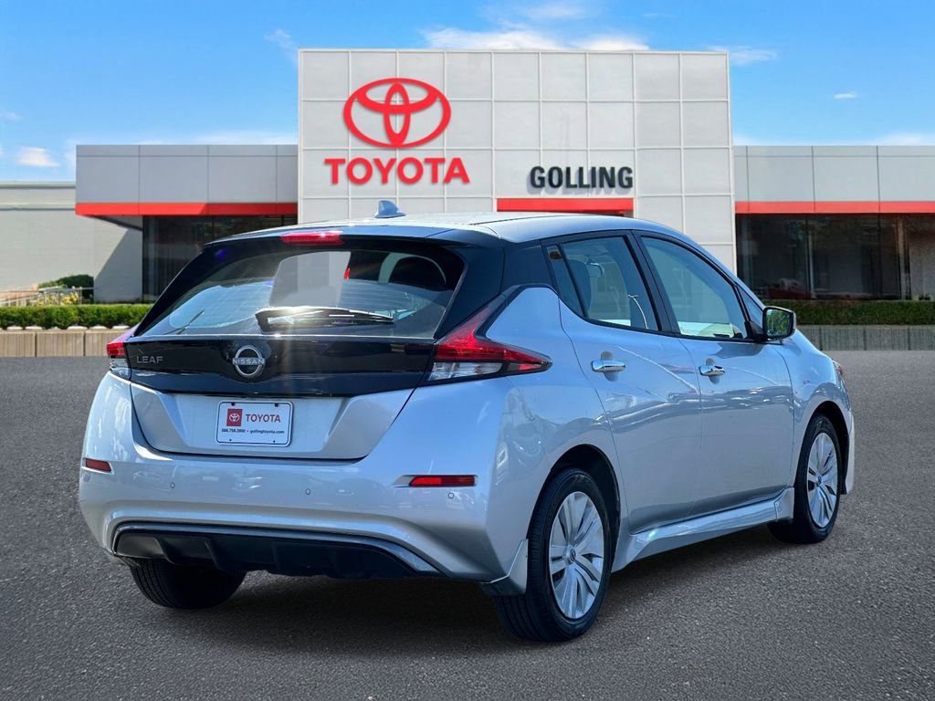 Used 2023 Nissan Leaf S FWD image 5