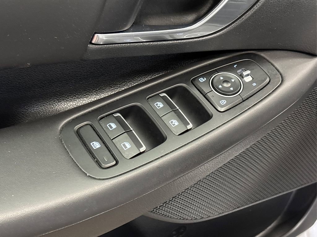 Used 2023 Hyundai Sonata SEL w/ Preferred Accessory Package image 30