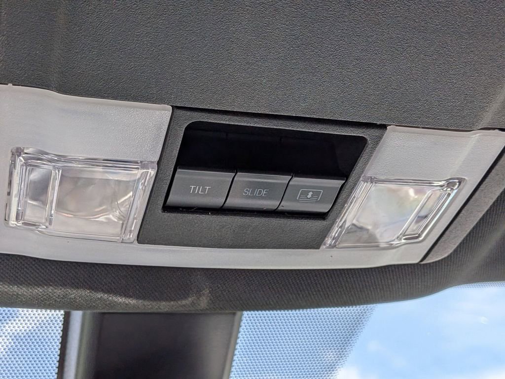 Used 2019 Ford Explorer Sport w/ Equipment Group 401A AWD/4WD image 24