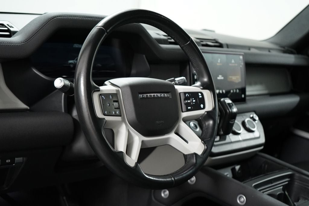 Used 2022 Land Rover Defender 110 S AWD/4WD image 12