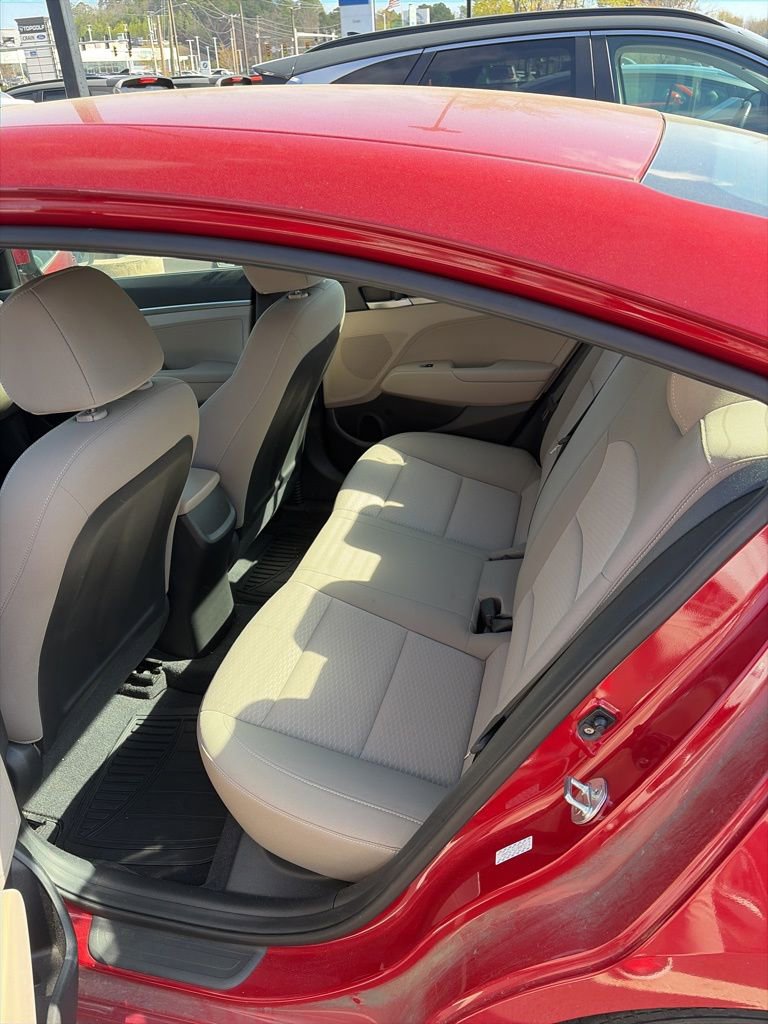 Used 2020 Hyundai Elantra SE image 4