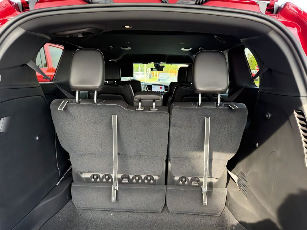 New 2026 Chrysler Voyager LX FWD image 26