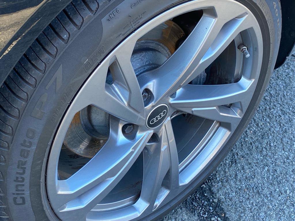 Used 2022 Audi e-tron GT Premium Plus image 19