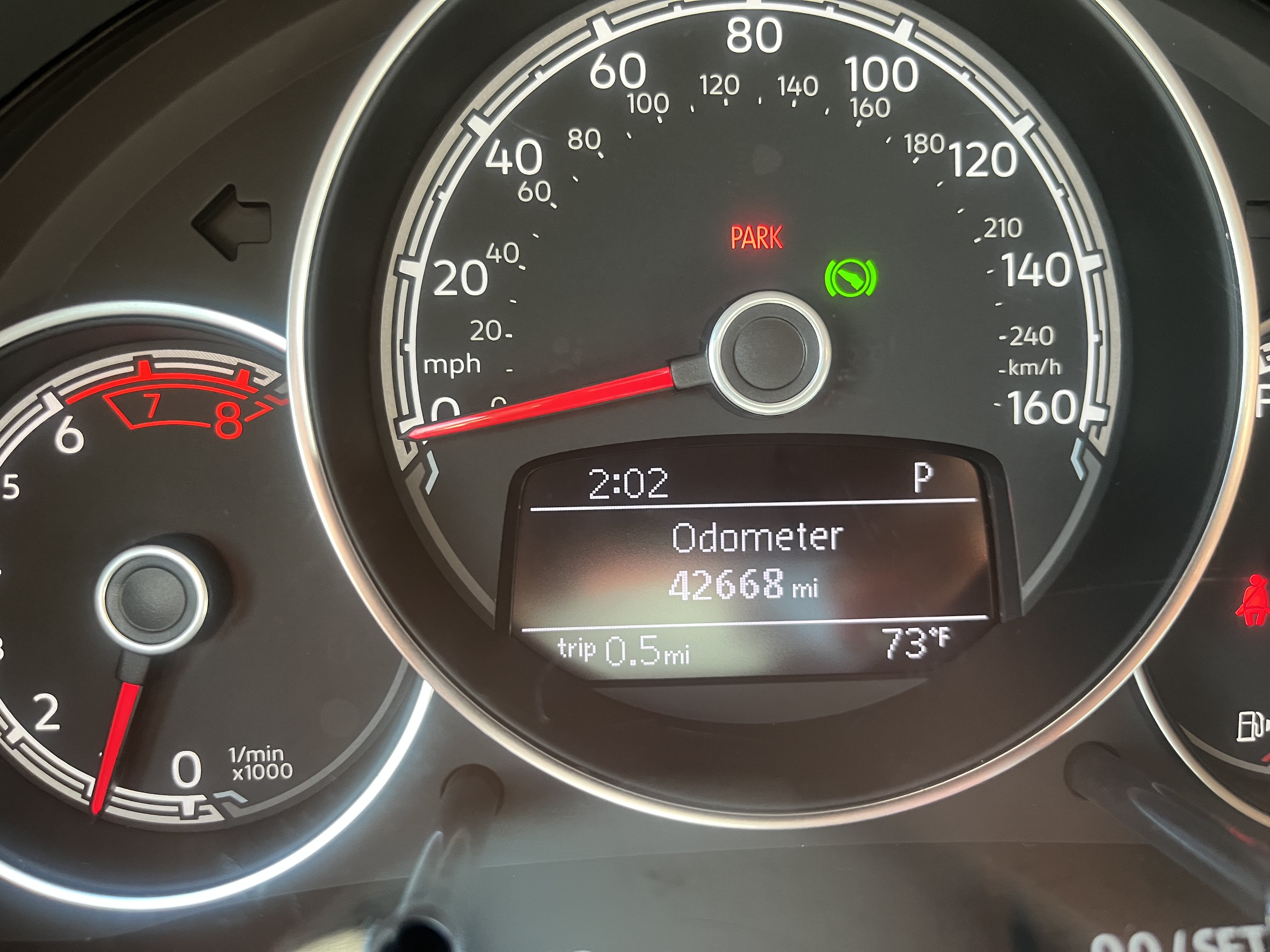 Used 2019 Volkswagen Beetle 2.0T S FWD image 25