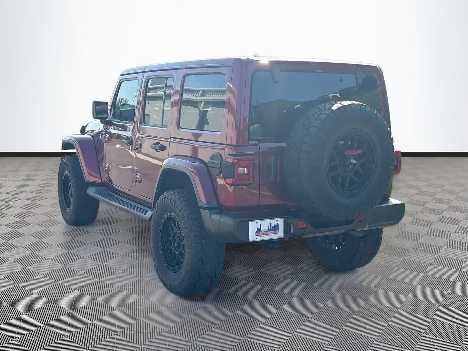 Used 2021 Jeep Wrangler Unlimited Sahara AWD/4WD image 7