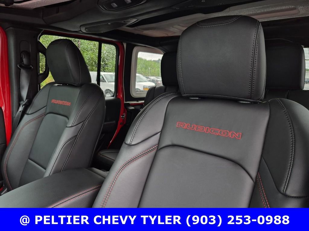 Used 2025 Jeep Wrangler Unlimited Rubicon AWD/4WD image 35