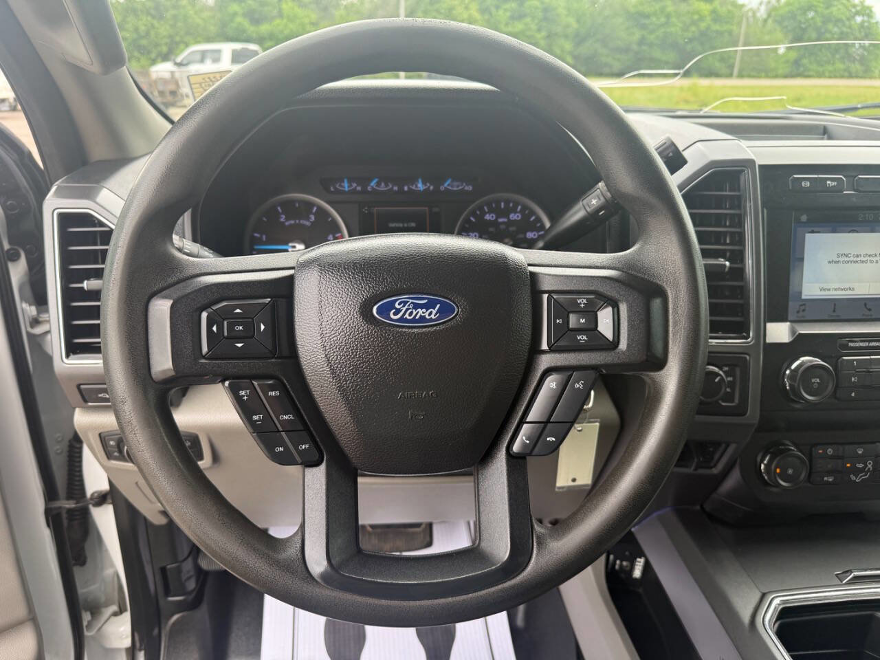 Used 2019 Ford F350 XLT w/ XLT Premium Package AWD/4WD image 22