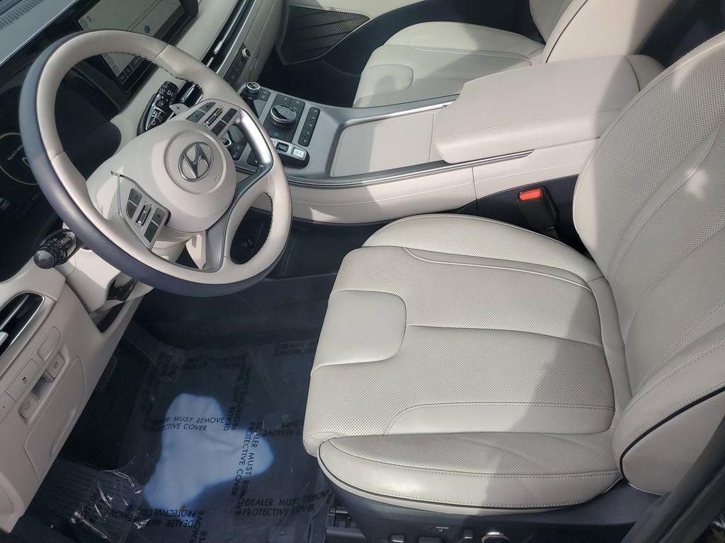 Used 2023 Hyundai Palisade Calligraphy image 18