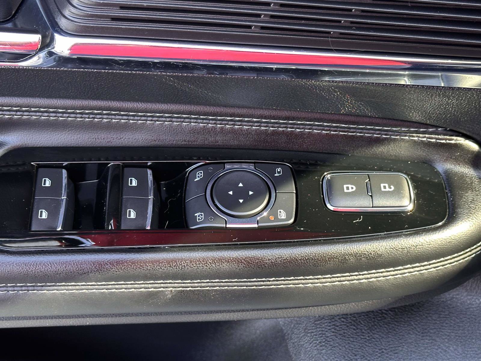 Used 2022 Lincoln Corsair AWD w/ Equipment Group 101A image 14