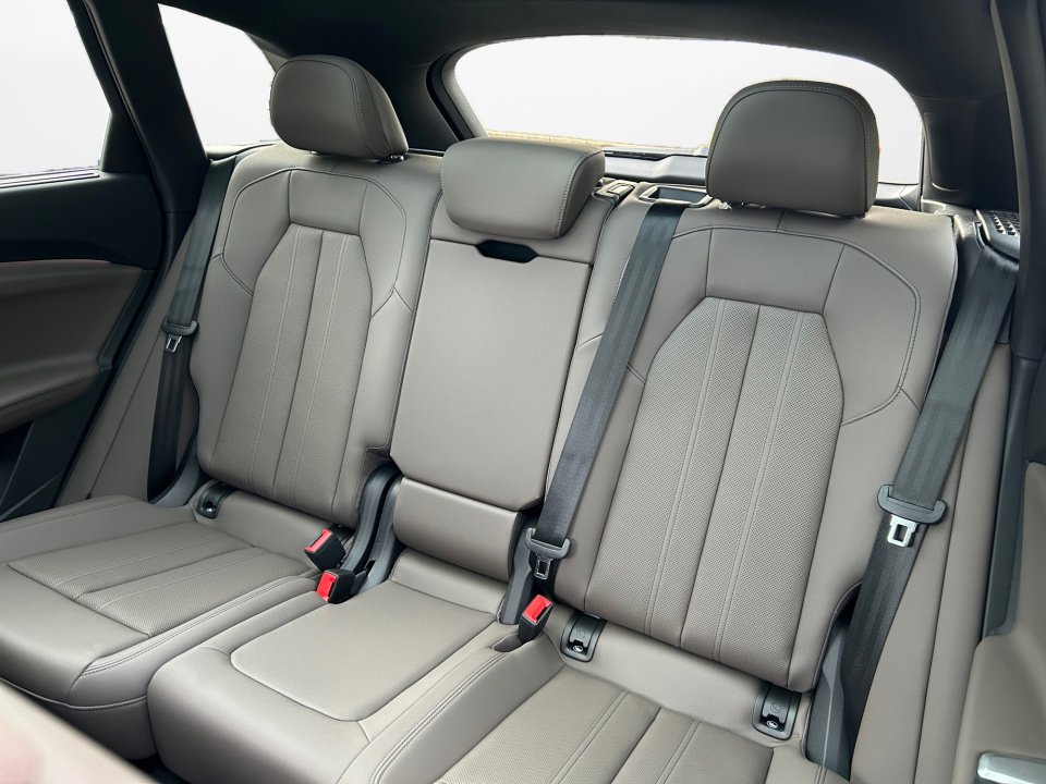New 2025 Audi Q5 Premium Plus image 12