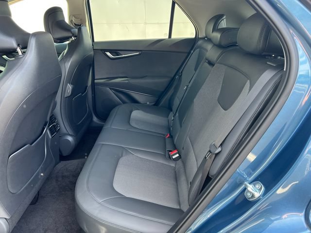 Used 2024 Kia Niro EX FWD image 4
