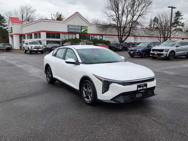 New 2026 Kia K4 FWD image 28