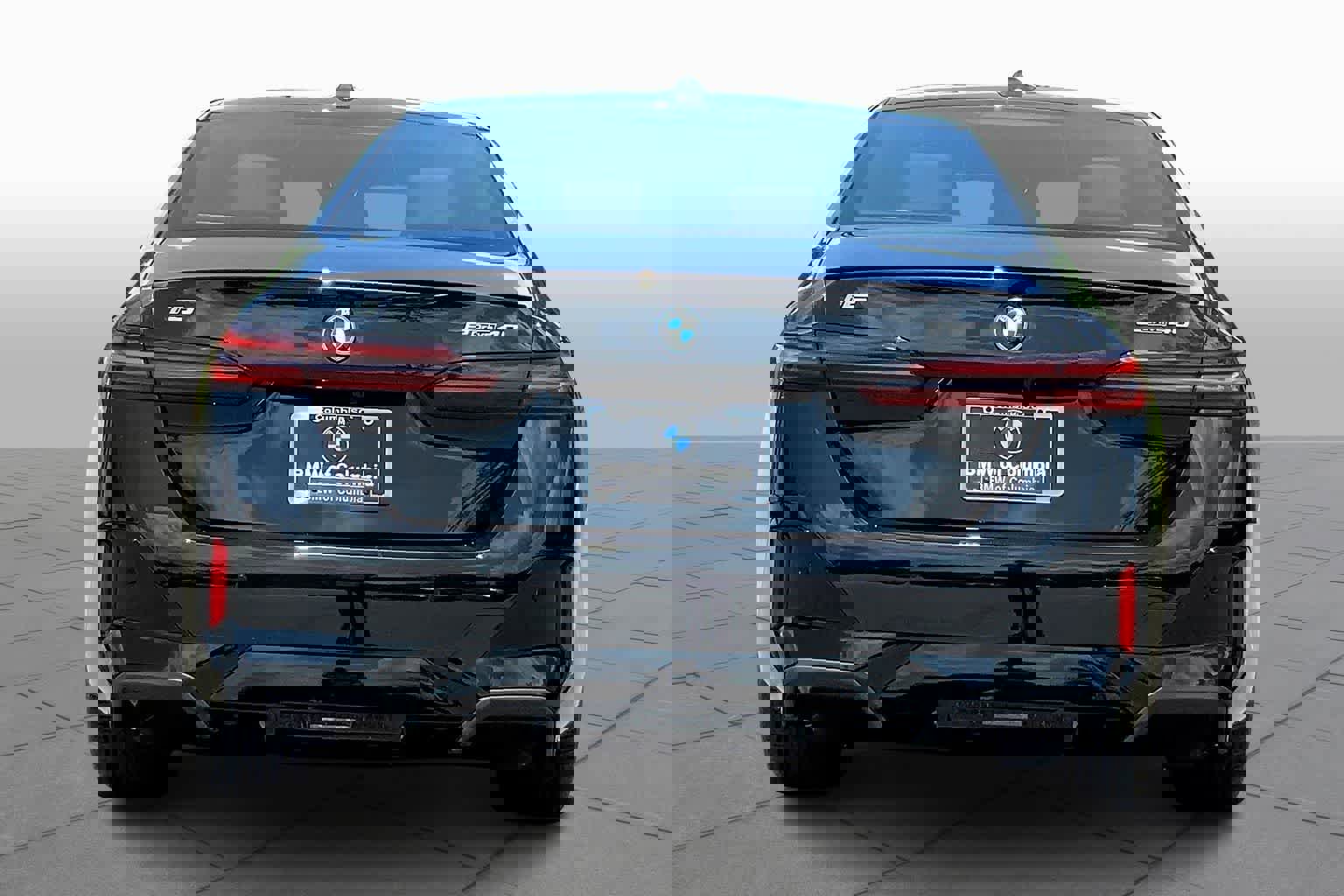 New 2026 BMW i5 eDrive40 w/ M Sport Package image 4