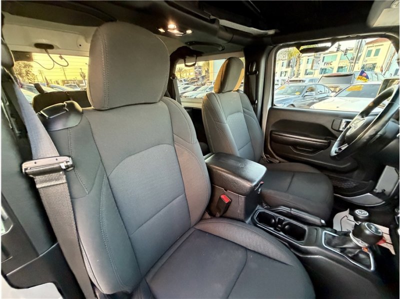 Used 2020 Jeep Wrangler Sport image 26