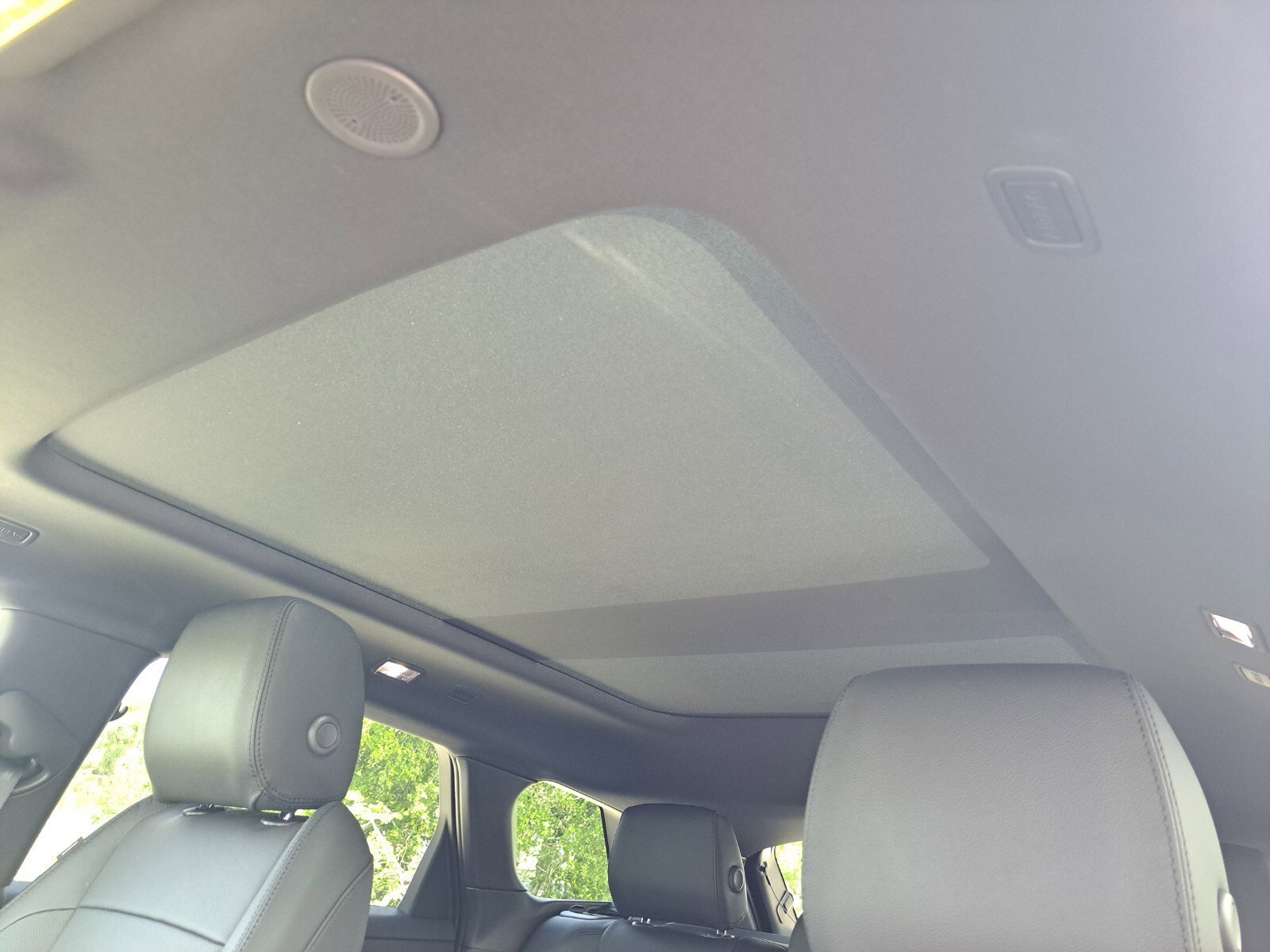 Certified 2024 Land Rover Range Rover Evoque Dynamic SE image 19