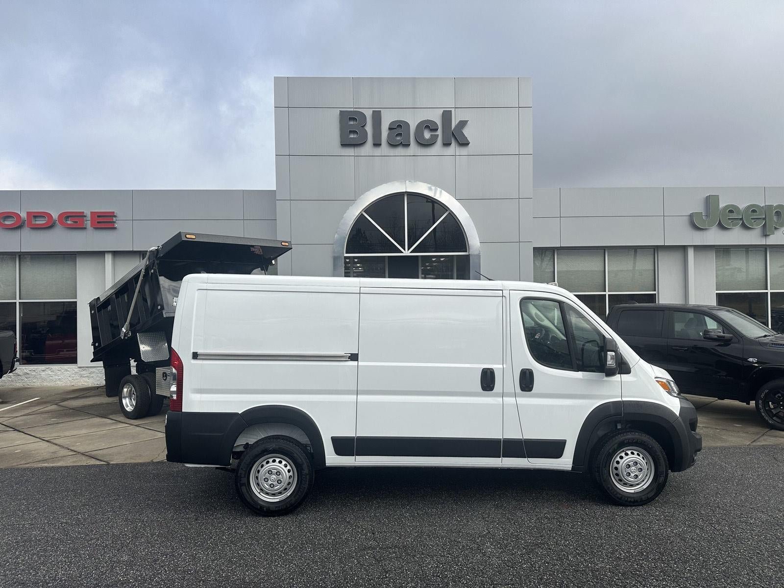 New 2026 RAM ProMaster 1500 w/ Convenience Group FWD image 3