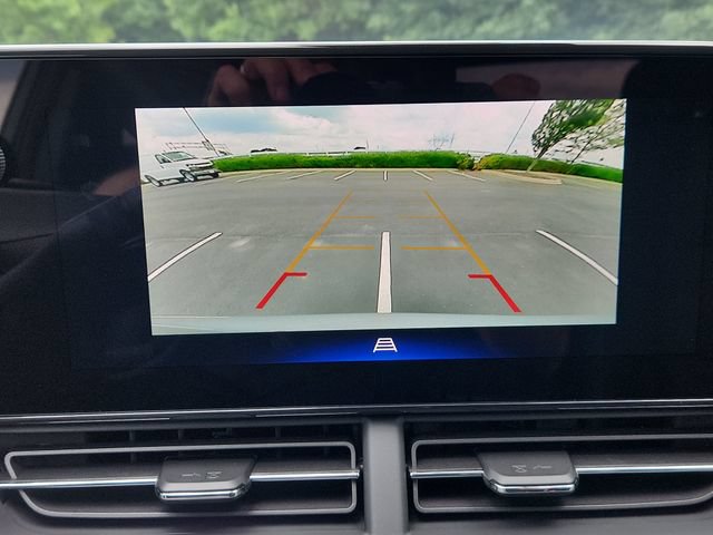 New 2026 Chevrolet Trax LT w/ Driver Confidence Package FWD image 30