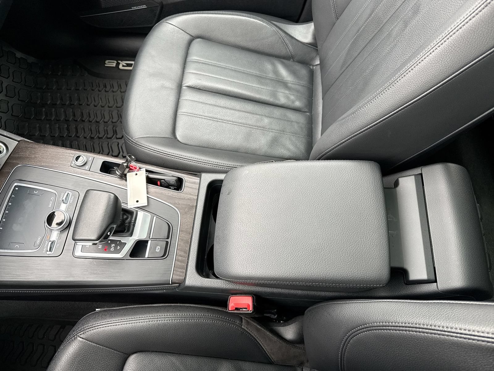 Used 2020 Audi Q5 2.0T Premium Plus w/ Premium Plus Package AWD/4WD image 23