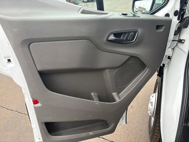Used 2024 Ford Transit 250 Low Roof AWD w/ Exterior Upgrade Package image 17