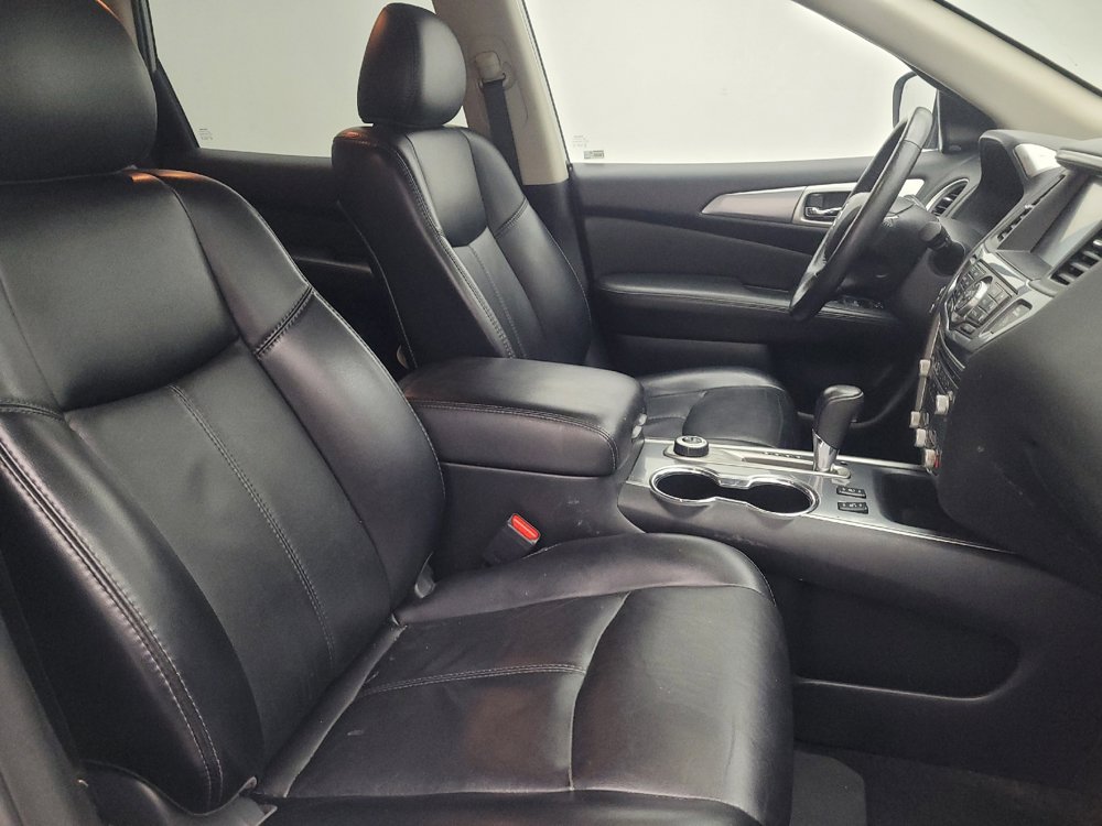 Used 2019 Nissan Pathfinder SL AWD/4WD image 21