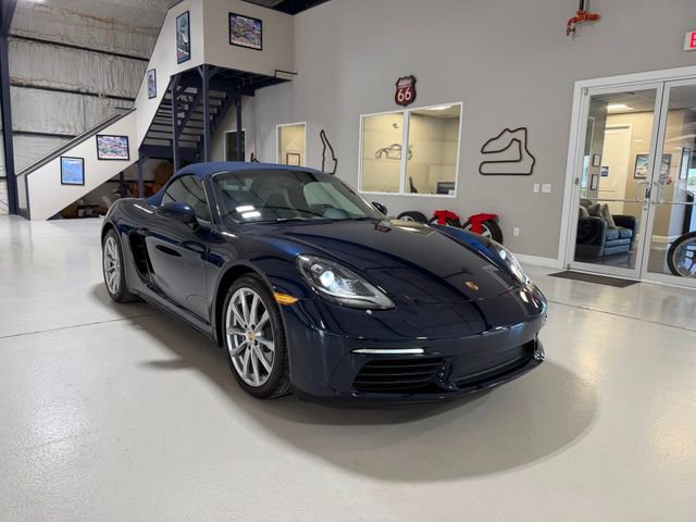 Used 2018 Porsche 718 Boxster RWD image 64
