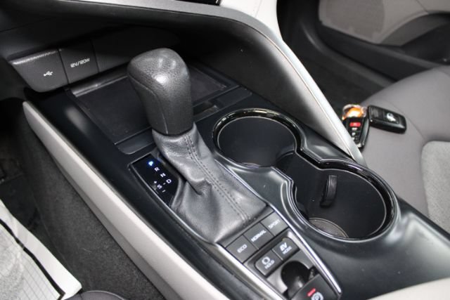 Used 2020 Toyota Camry LE w/ Fleet Convenience Package FWD image 14
